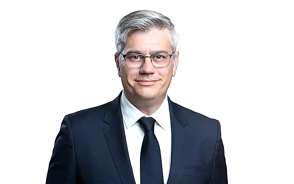 Headshots for Individuals